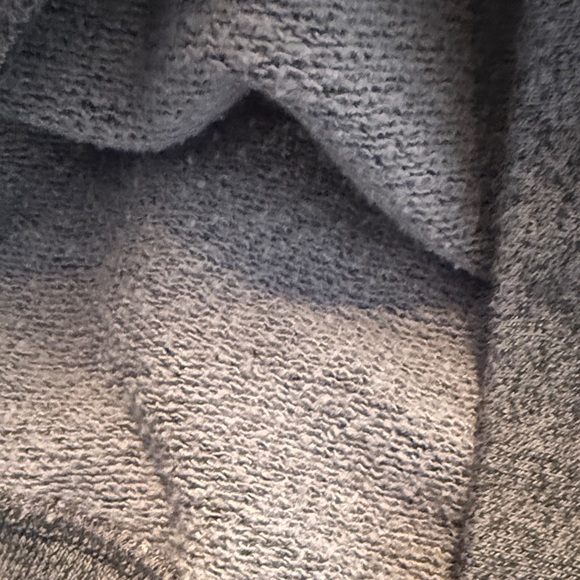 Pendleton Roots Aztec Charcoal Knit with Logo Patch - Picture 10 of 16